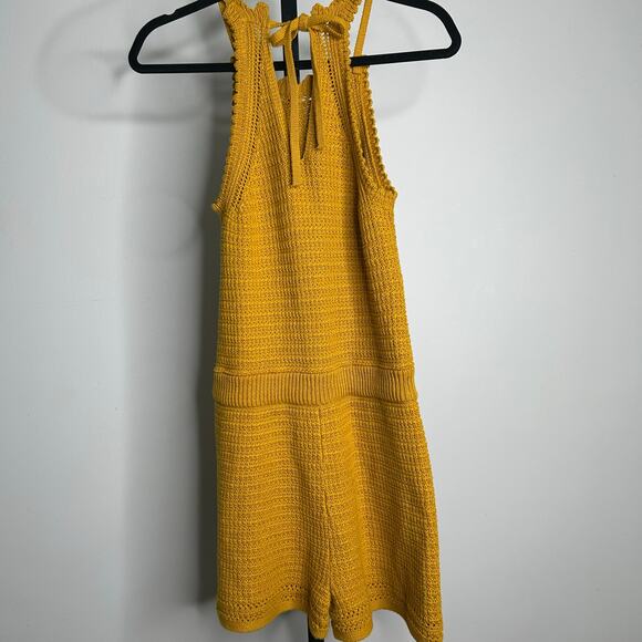 Universal‎ Threads Crochet Romper- XS- mustard color. Unlined, stretchy, halter - Picture 6 of 6